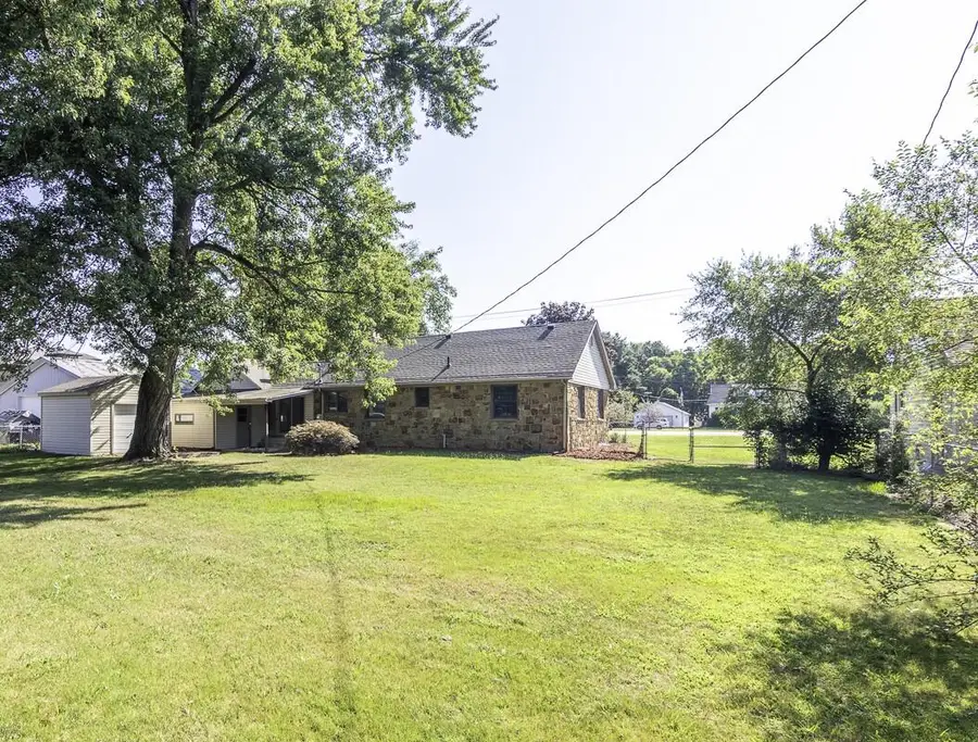 55132 M 51, Dowagiac, MI 49047 - #3
