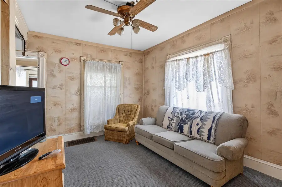 401 S Elm, Jackson, MI 49203 - #3