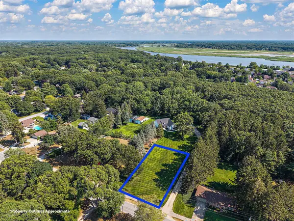 0 Pruin, Spring Lake, MI 49456
