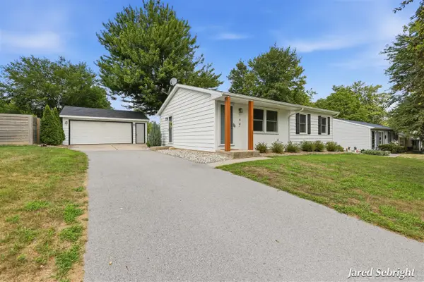149 Loch Lomond, Grand Rapids, MI 49546