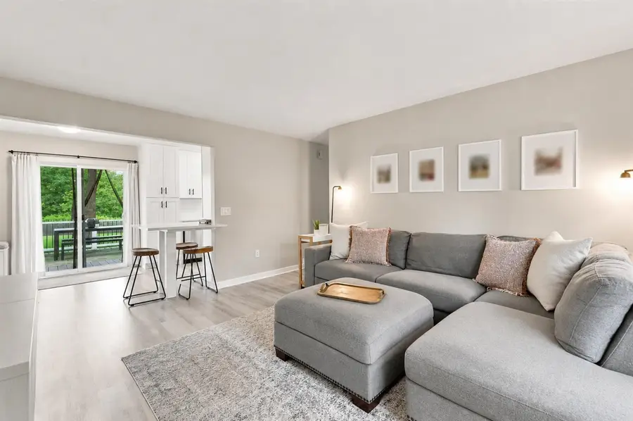 149 Loch Lomond, Grand Rapids, MI 49546 - #3