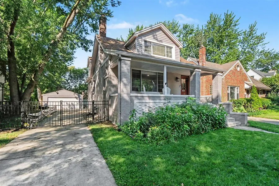 907 University, Grosse Pointe, MI 48230 - #3