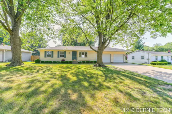 7026 Southwood, Jenison, MI 49428