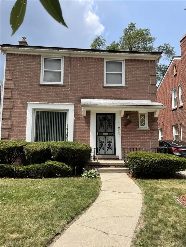 18475 Hartwell, Detroit, MI 48235