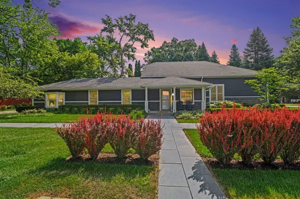 5675 Carlburt, West Bloomfield, MI 48322