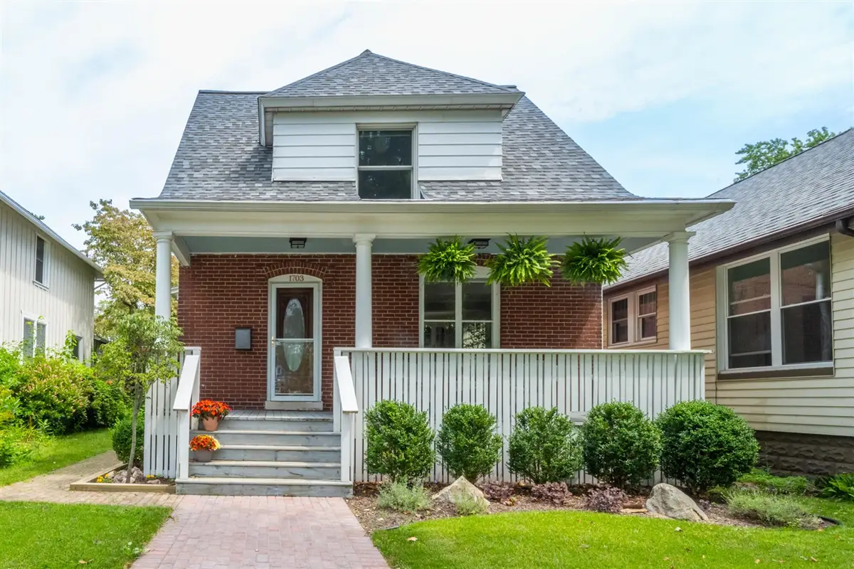 1703 Forres, Saint Joseph, MI 49085 - #1
