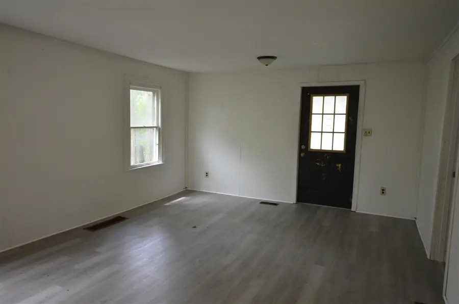 200 S Constantine, Three Rivers, MI 49093 - #3