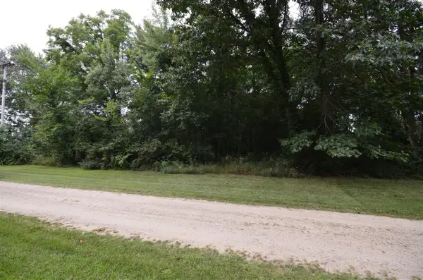 V/L Silverstone, Three Rivers, MI 49093