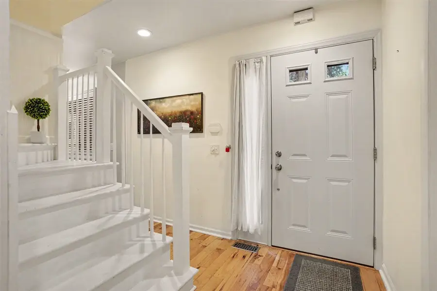 260 Dunbarton, Kalamazoo, MI 49006 - #3