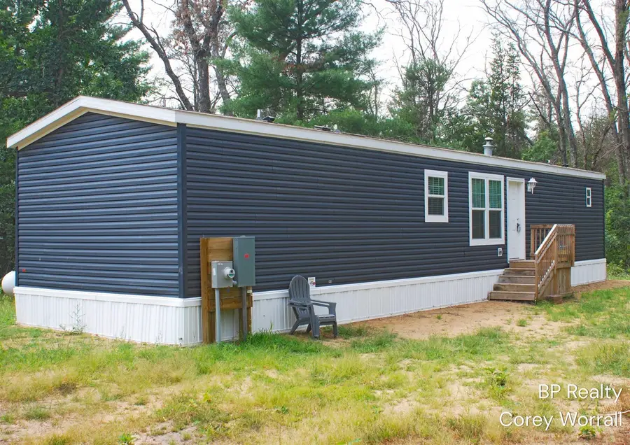 5017 S Sunray, Idlewild, MI 49642 - #3