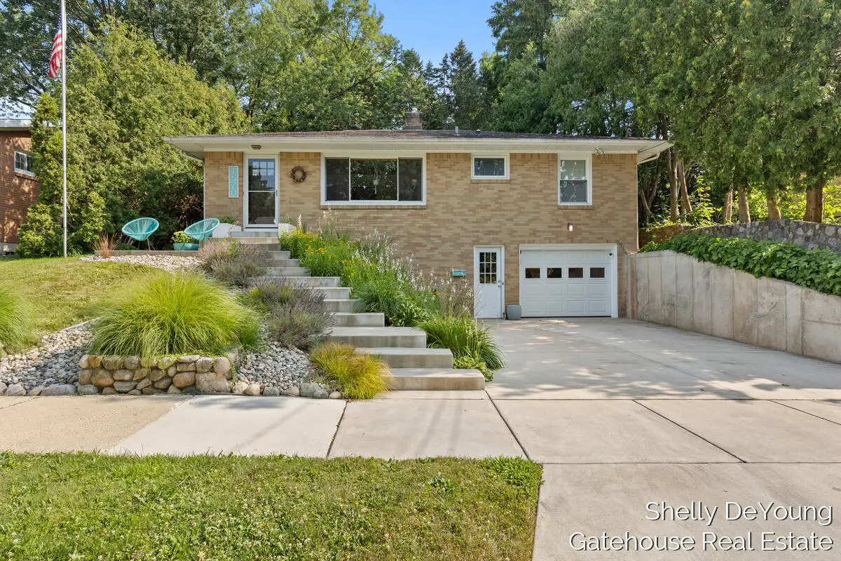 1570 E Terrace, Grand Rapids, MI 49503 - #1