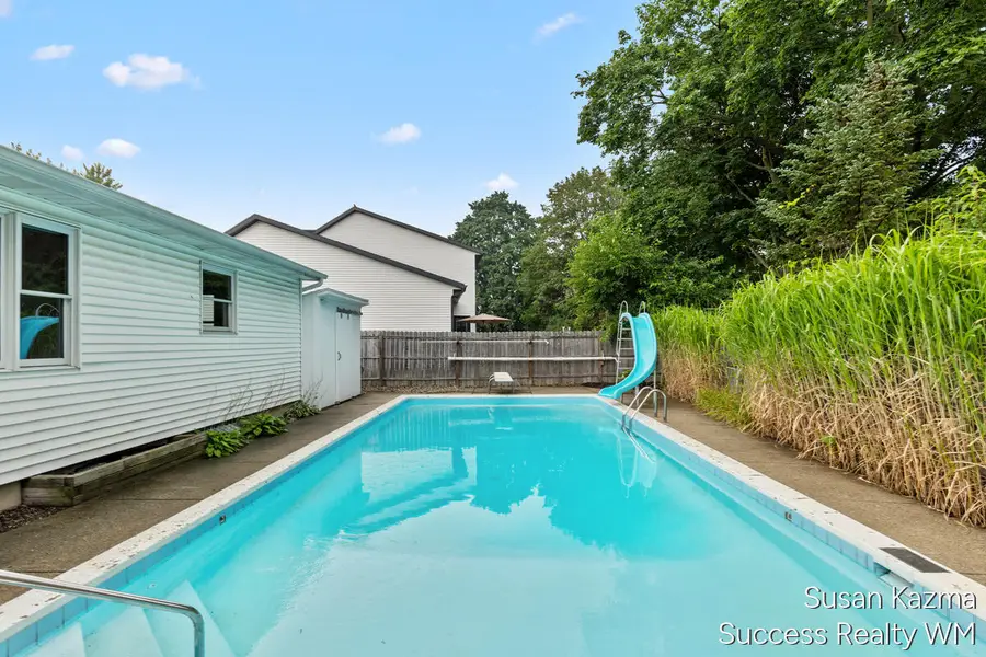 4425 Lucas, Grandville, MI 49418 - #2