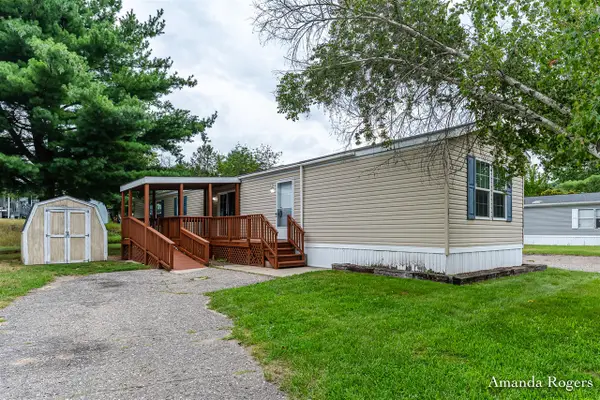 11369 Dorothy, Lowell, MI 49331