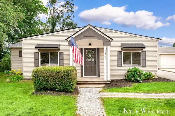 2190 68th, Fennville, MI 49408