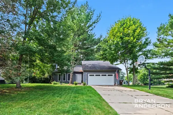 6158 Miramonte, Rockford, MI 49341