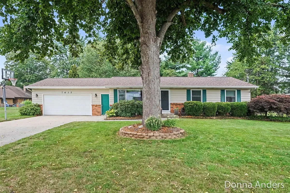 7635 Hollyhock, Jenison, MI 49428 - #1