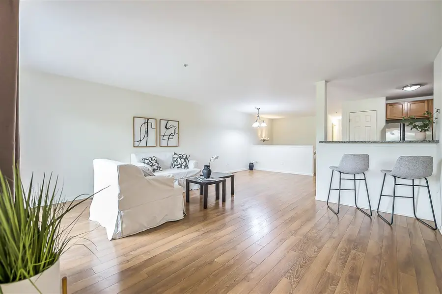 120 W Oakbrook, Ann Arbor, MI 48103 - #3