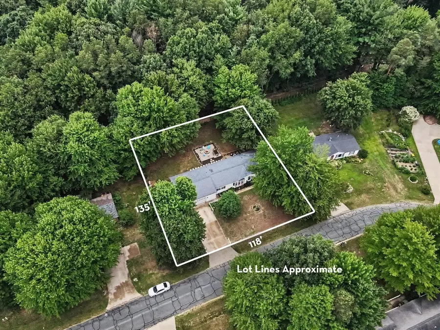 67749 Ridgewood, South Haven, MI 49090 - #3