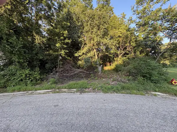 1503 Echo Valley, Niles, MI 49120