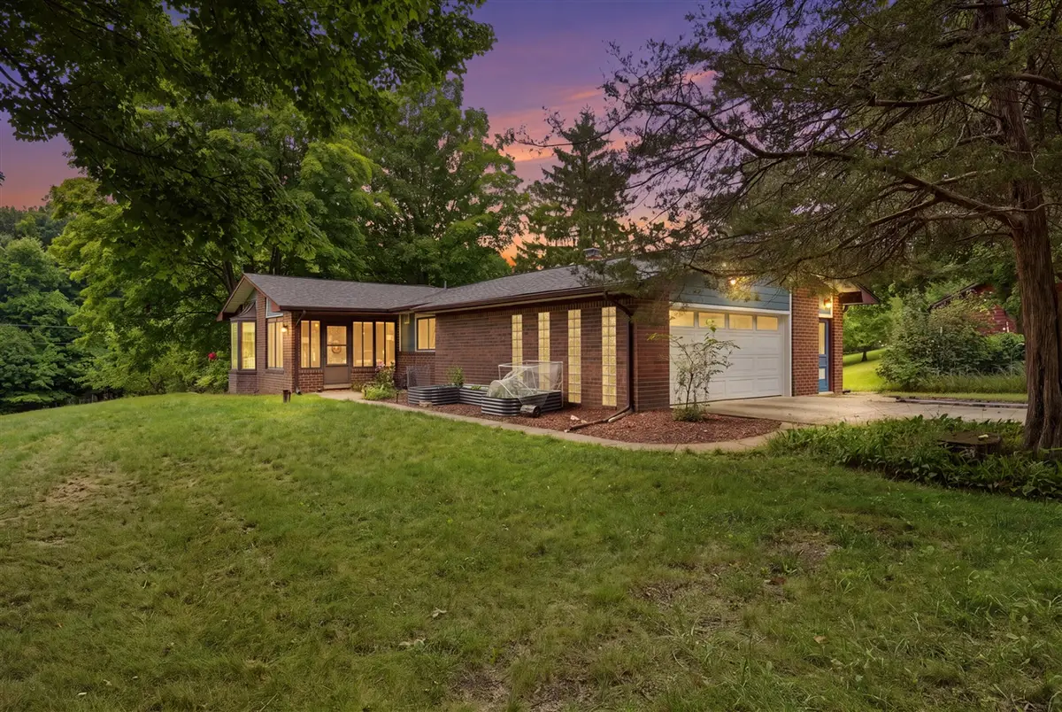 13489 Hyde, Hartland, MI 48353 - #1