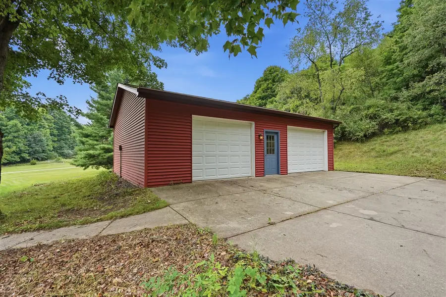 13489 Hyde, Hartland, MI 48353 - #3