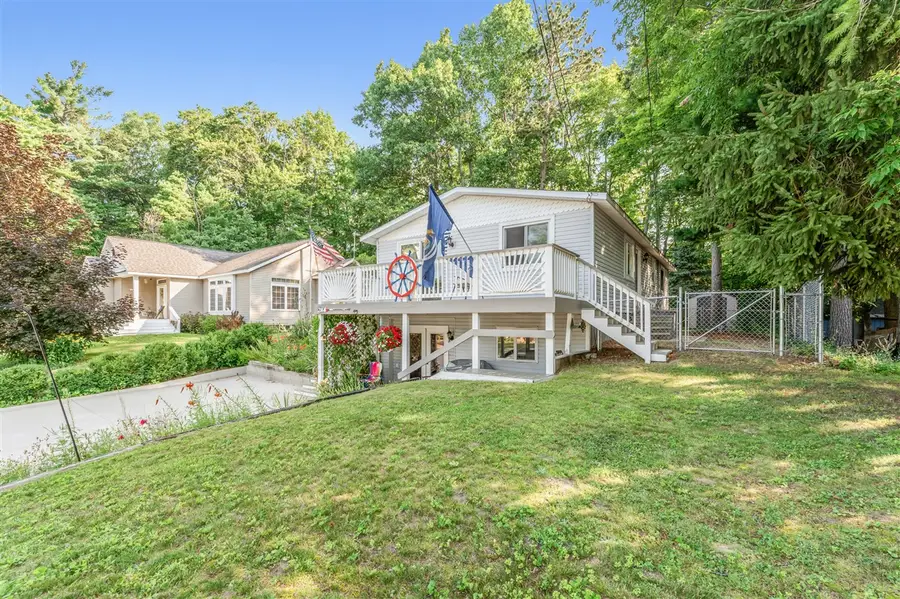 2144 E Lake Mitchell, Cadillac, MI 49601 - #3