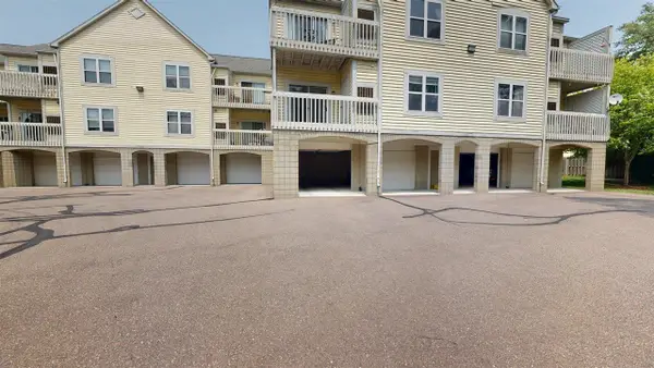 2201 S Huron #1, Ann Arbor, MI 48104