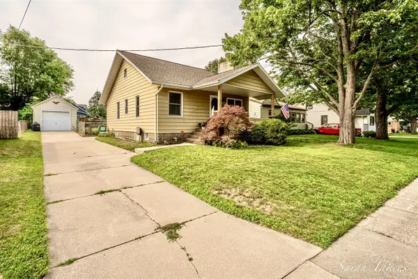 116 35th, Grand Rapids, MI 49548