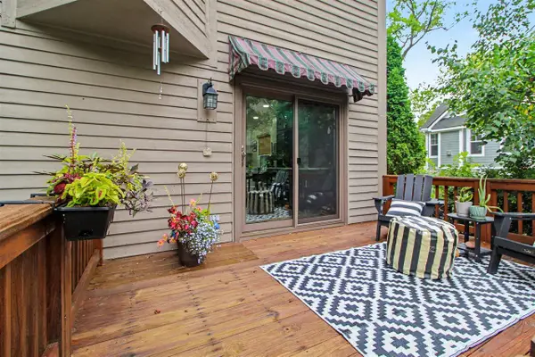 592 S 7th, Ann Arbor, MI 48103