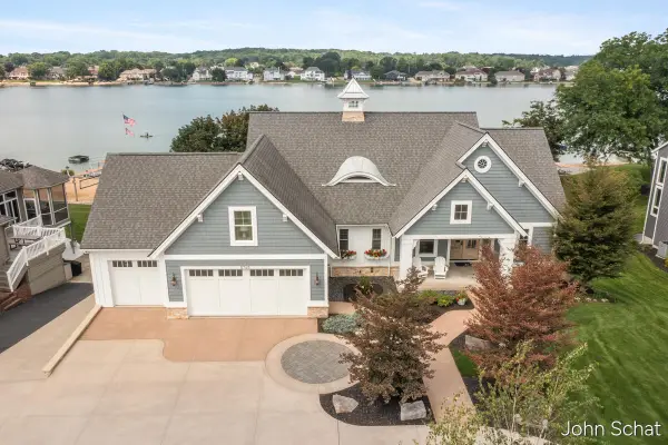 8769 Cedar Lake, Jenison, MI 49428