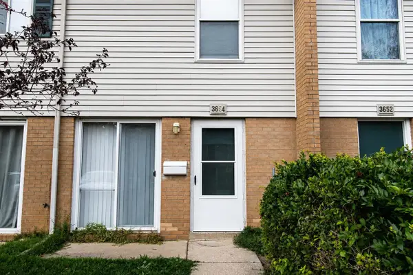 3654 Kenbrooke, Kalamazoo, MI 49006