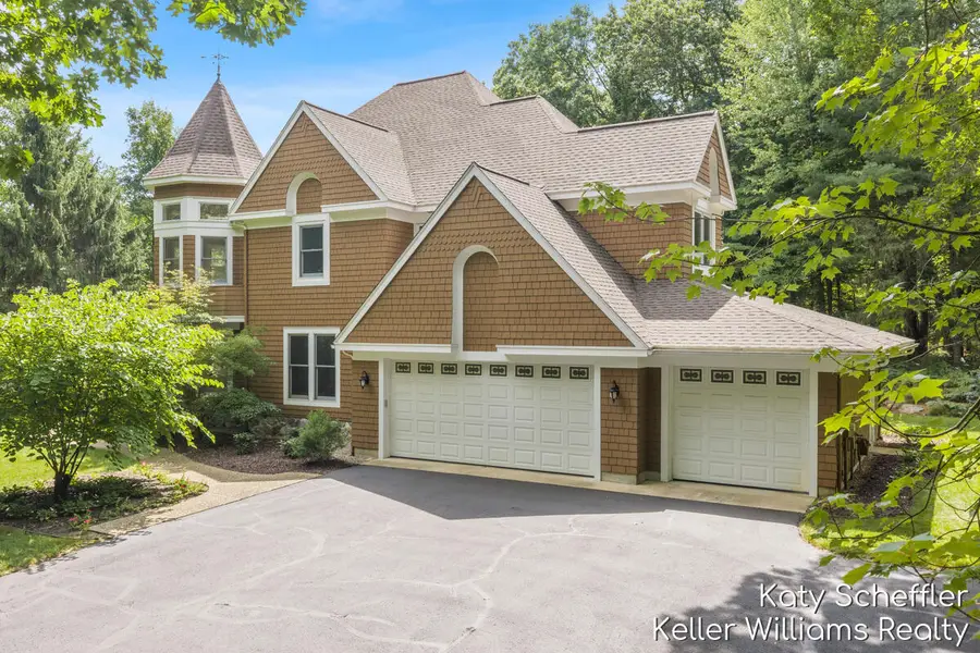 6157 Egypt Forest, Rockford, MI 49341 - #2