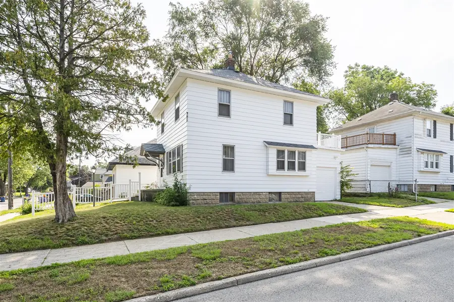 1100 Dickinson, Grand Rapids, MI 49507 - #2