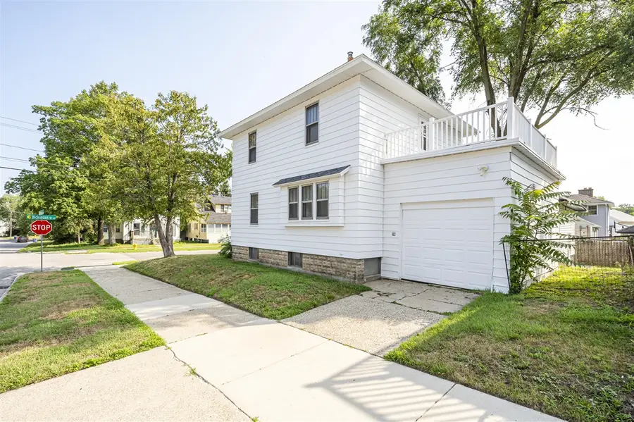 1100 Dickinson, Grand Rapids, MI 49507 - #3