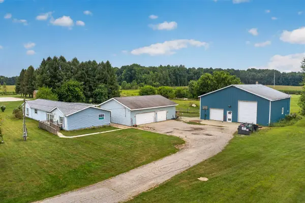 30083 M 62, Dowagiac, MI 49047