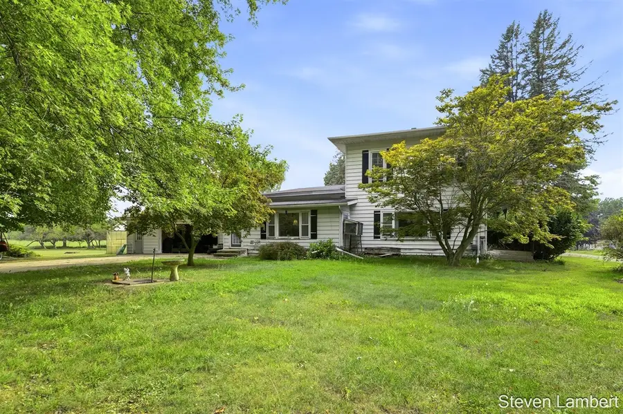08757 M-40, Gobles, MI 49055 - #2