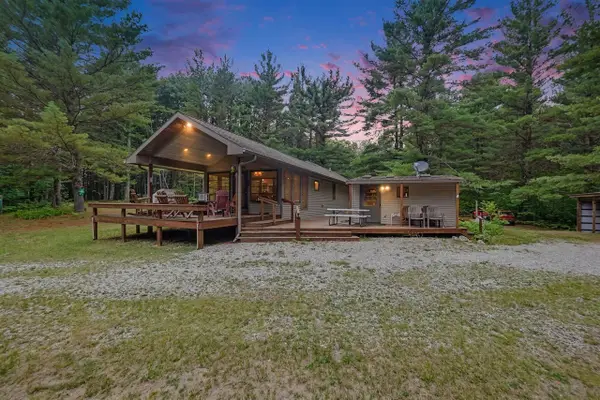 6898 E 5 Mile, Luther, MI 49656