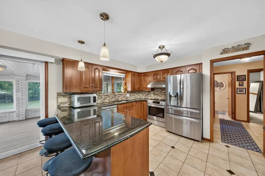 38921 Santa Barbara, Clinton Township, MI 48036 - #3