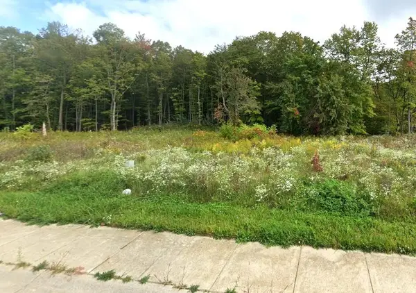 3991 Deja, Saint Joseph, MI 49085