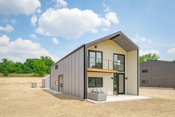 7400 Lake Solis, Stevensville, MI 49127
