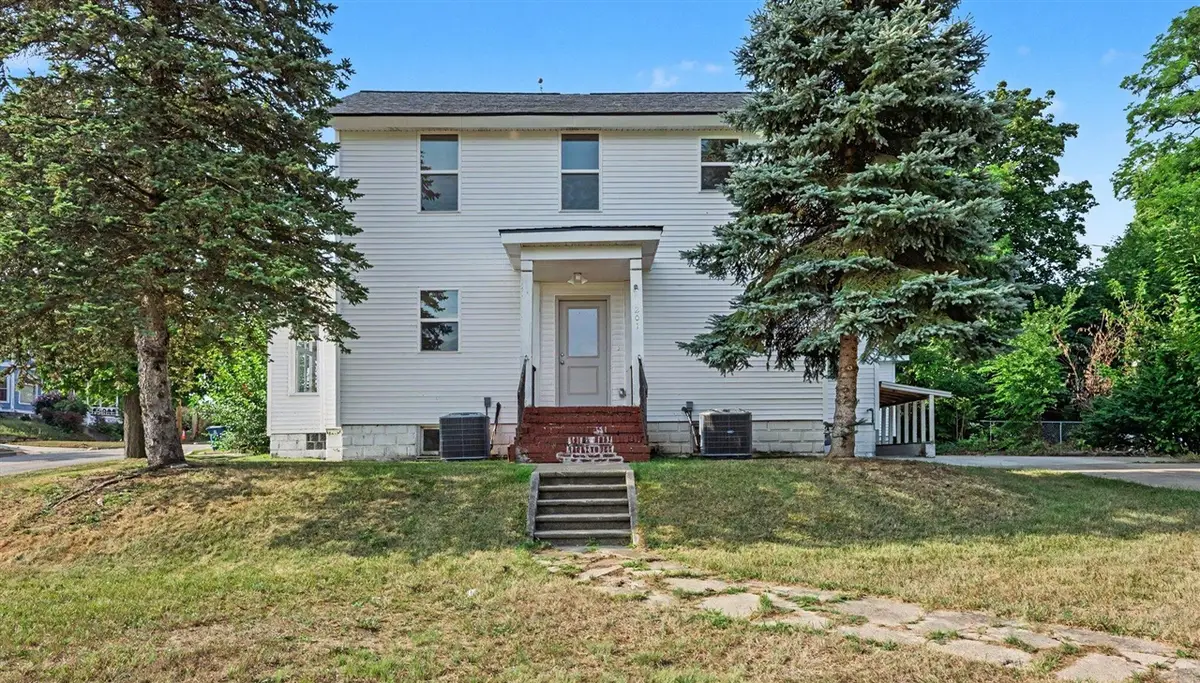 201 Monroe, Allegan, MI 49010 - #1