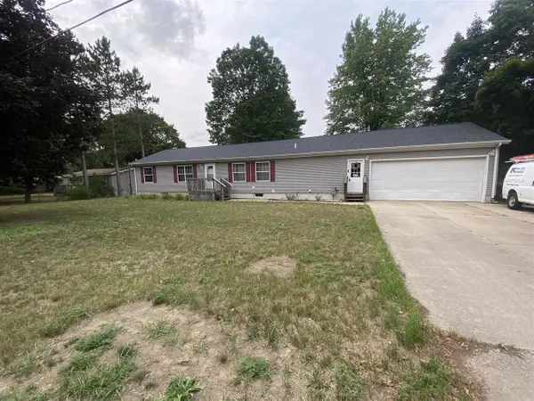 1551 E Pine Hill, White Cloud, MI 49349
