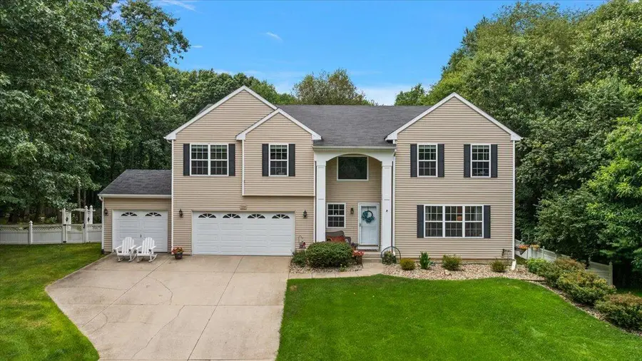 9354 Stratford Woods, Kalamazoo, MI 49009 - #2