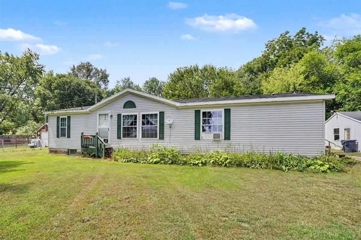 14420 Portage, Vicksburg, MI 49097 - #1