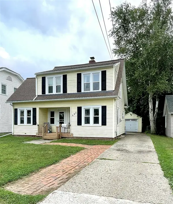 537 Fairfield, Battle Creek, MI 49015