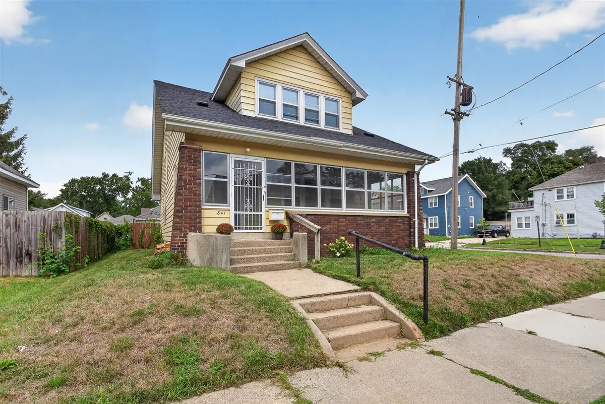 841 Adams, Grand Rapids, MI 49507 - #1