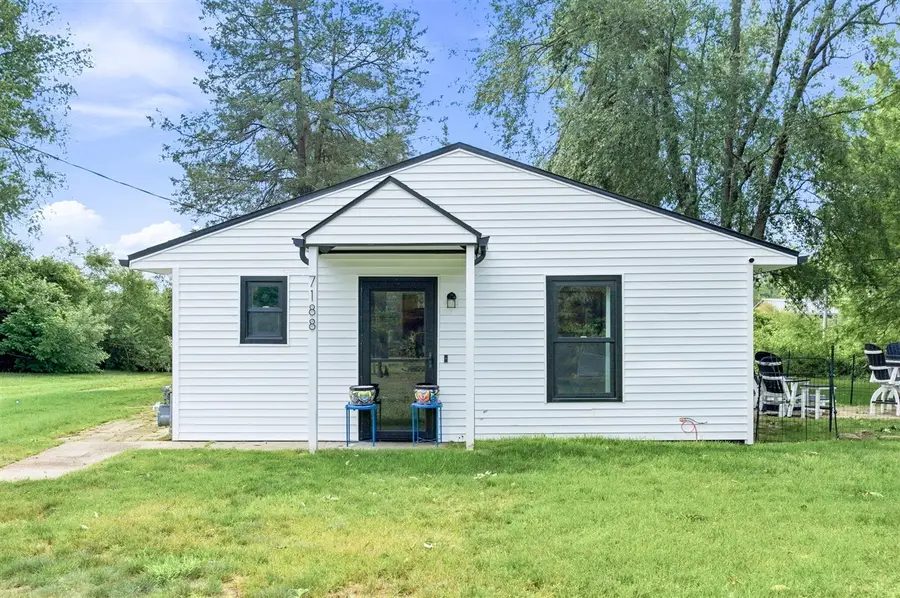 7188 E Beach, South Haven, MI 49090 - #2