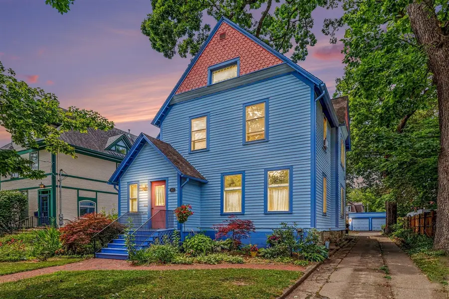 447 Stuart, Kalamazoo, MI 49007 - #2