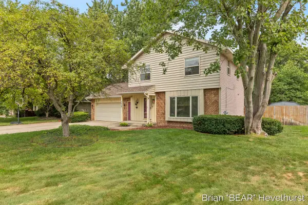 7520 Windgate, Jenison, MI 49428