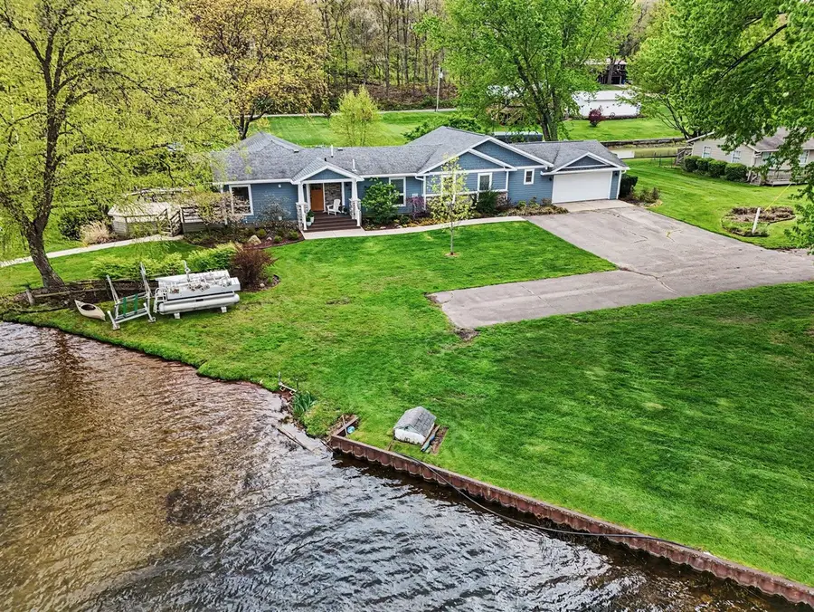 12417 Sunset Dr., Three Rivers, MI 49093 - #3